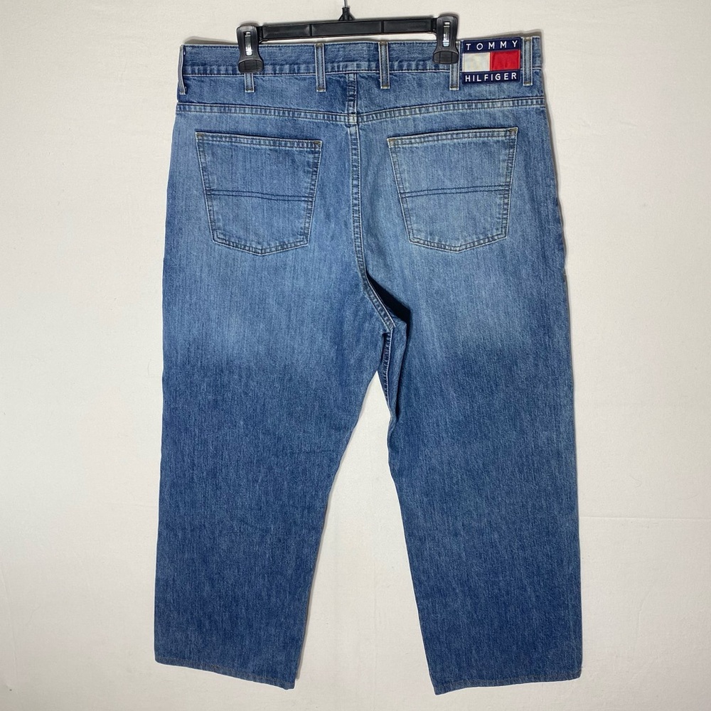 Vintage Tommy Hilfiger Big Flag Classic Med Wash Blue Denim Jeans 38X27
